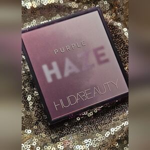 Huda Beauty Purple Haze Eyeshadow Palette
